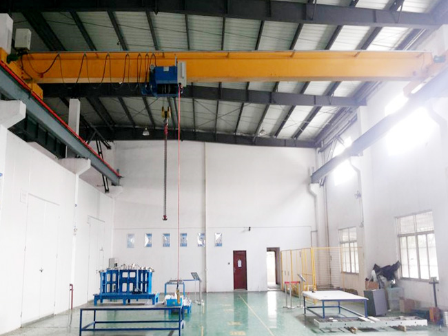European single beam crane