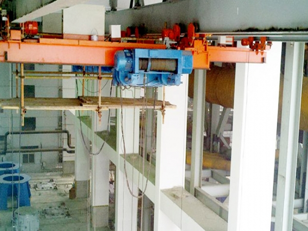 LXG Overrail Crane