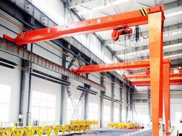 BMH type semi-gantry crane